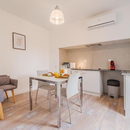 Apartmán Douce Escale A La Cite Carcassonne Exteriér fotografie