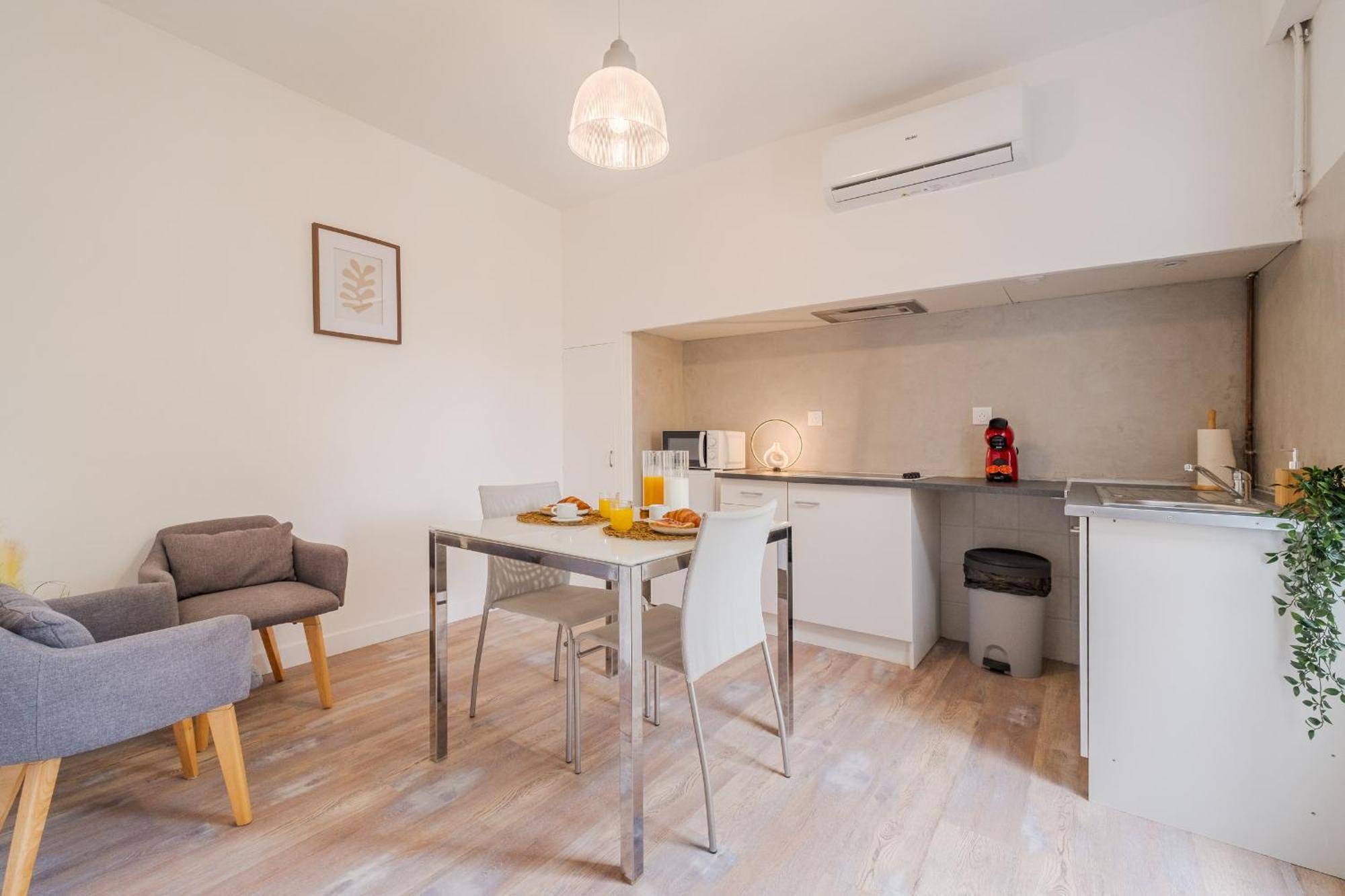Apartmán Douce Escale A La Cite Carcassonne Exteriér fotografie